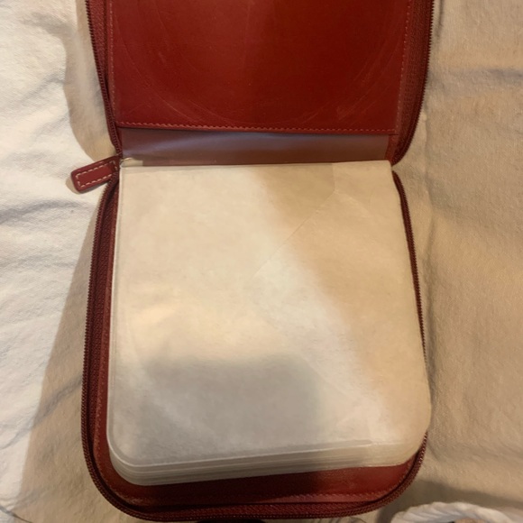 Vintage Coach Red Leather CD Holder - Picture 3 of 3
